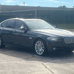 2011 BMW 5 SERIES 550i 
