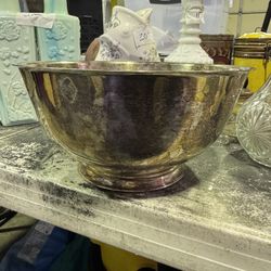 “Sons of Liberty Bowl” by Paul Revere Reproduction, Oneida Silversmiths