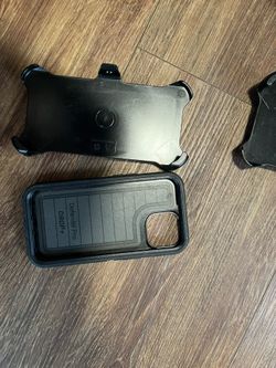OtterBox Defender Pro Case for iPhone 13 – Heavy Duty Protection