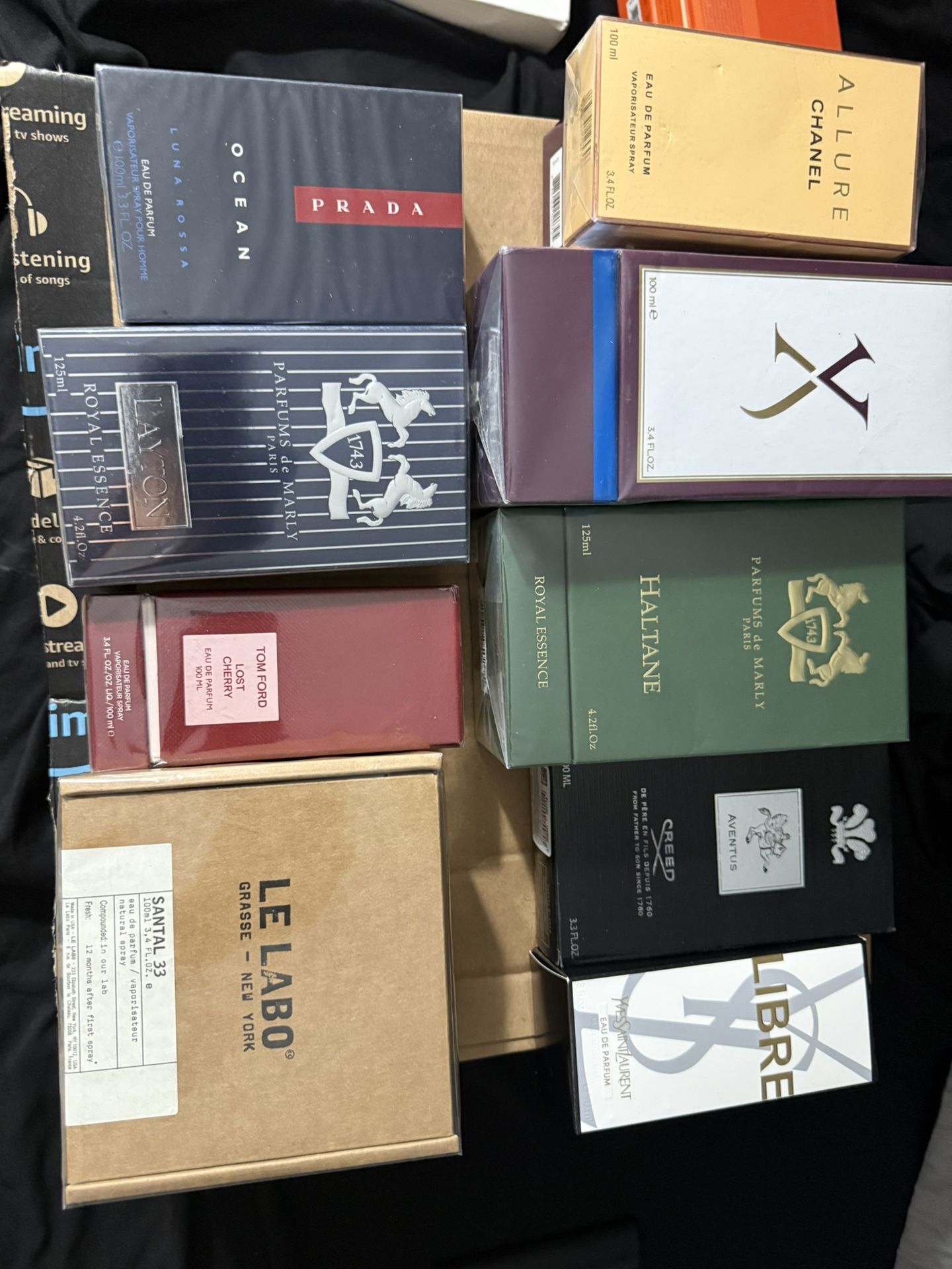Perfumes / Colognes 