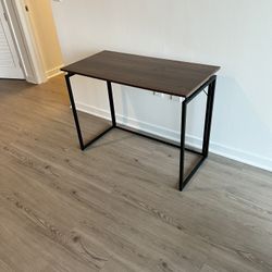 Portable Desk - Foldable 
