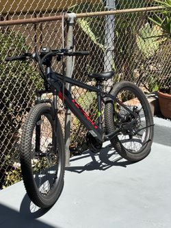 E mountain bike