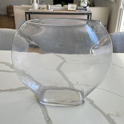 Glass vase