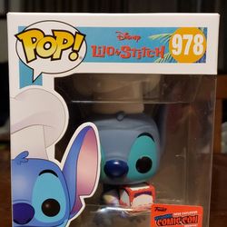 STITCH AS BAKER FUNKO POP COMIC CON