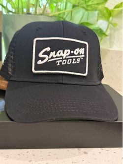 Snap-on hat