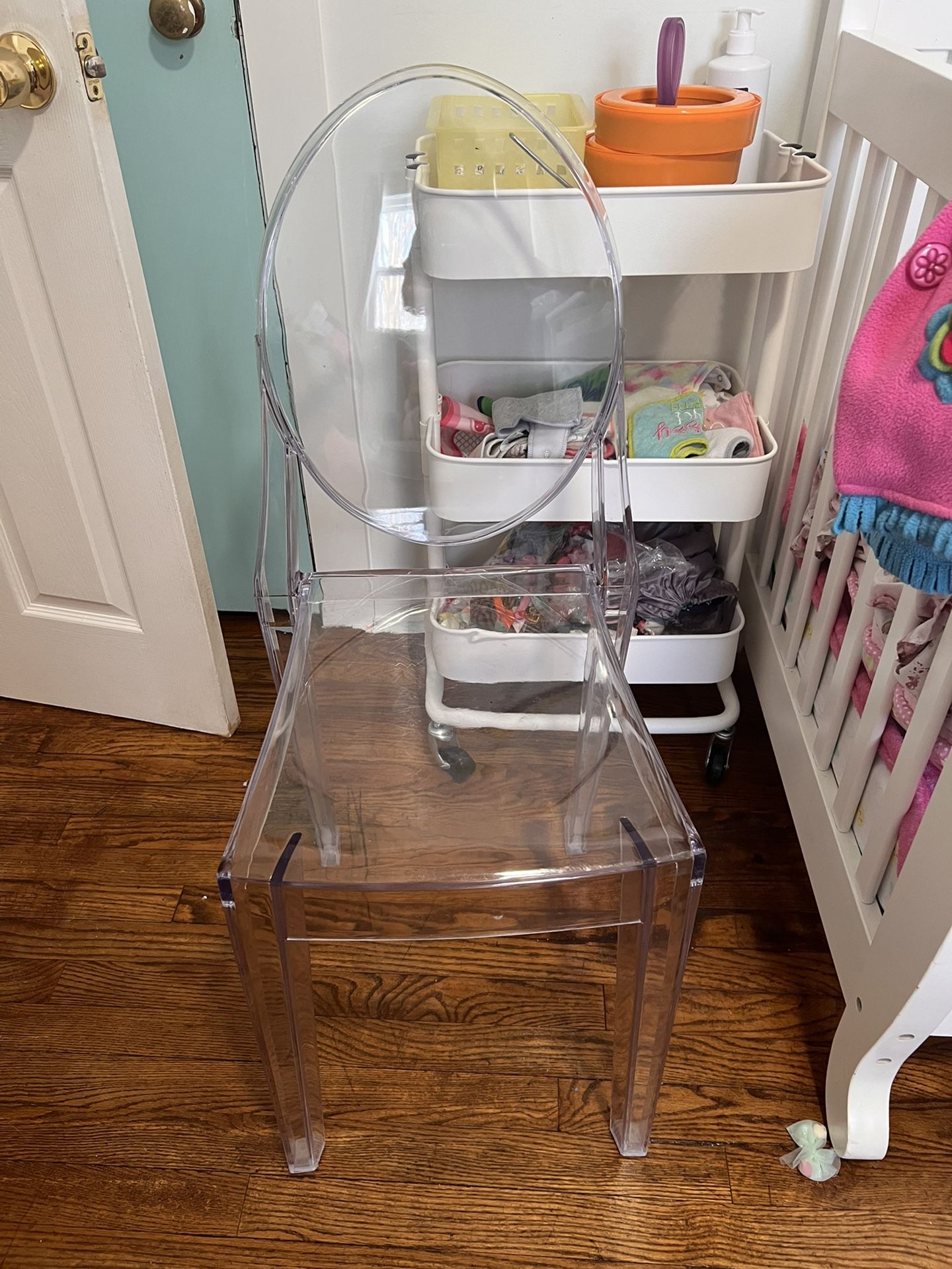 Clear Hard Plastic Chair