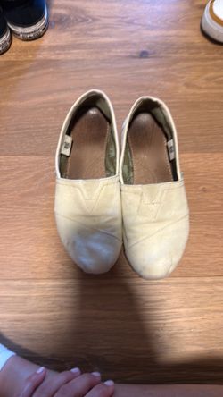 Toms shoes unisex women’s 7 men’s 5
