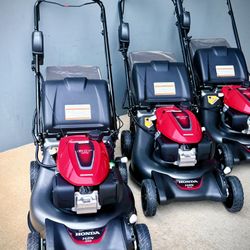 Brand new Honda 21 in. 3-in-1 Variable Speed Gas Walk Behind Self-Propelled Lawn Mower with Auto Choke comes with Electric start.   Model #HRN216VLA