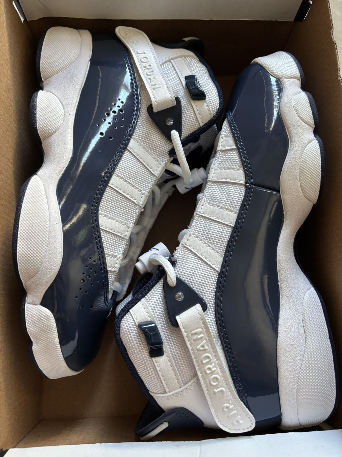 White/Midnight Navy 6 Rings 