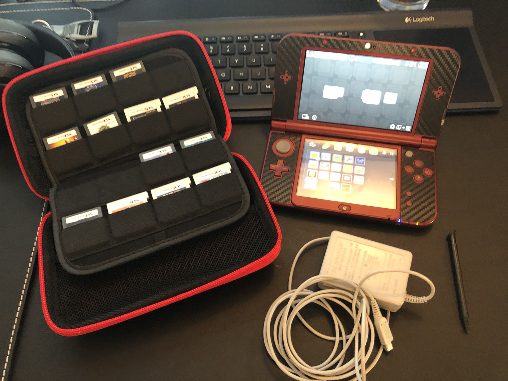 Nintendo 3DS XL Red with 13 games and Case