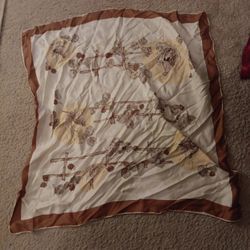 GORGEOUS VTG Hand Rolled 30" Square 100% Silk Scarf From Paris.

