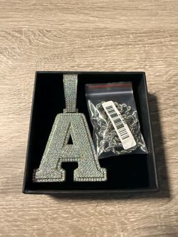 Moissanite Pendant