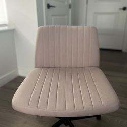 pink desk chair $50 can't go lower