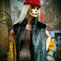 Reversible double-sided Faux FUR Vest. Size XL