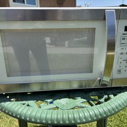 Hamilton Beach Microwave 