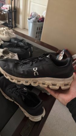 Black on clouds size 10