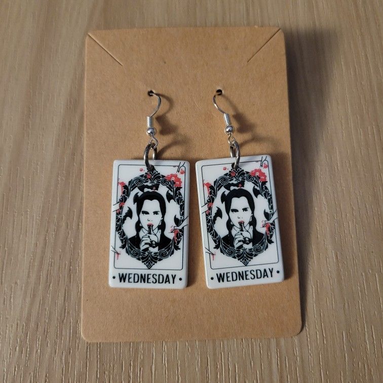 Spooky Season Themed Dangling Earrings