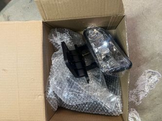 2006  suburban fog lights