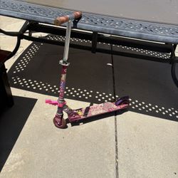 Barbie Scooter 