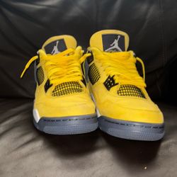 Jordan four Lightning