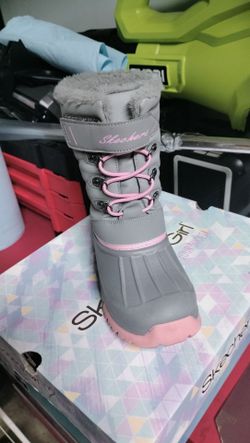 Skechers