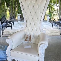 Trone Chair For Sell