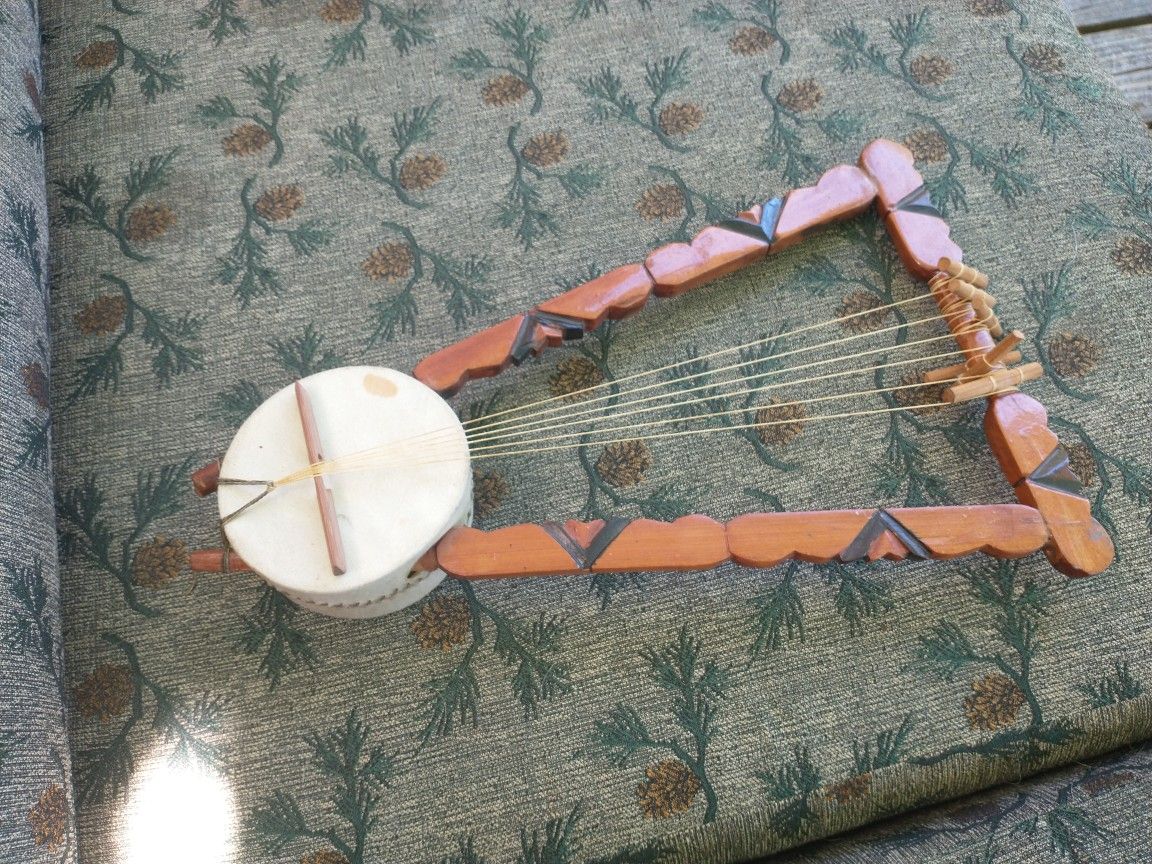 Kissar / Kissir / Tambour / Gytarah Barbaryeh (Nubian Lyre)