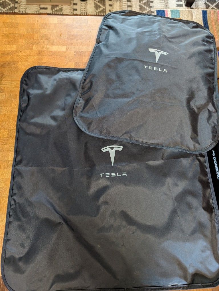 Tesla Model 3 Glass Roof Sun Shade
