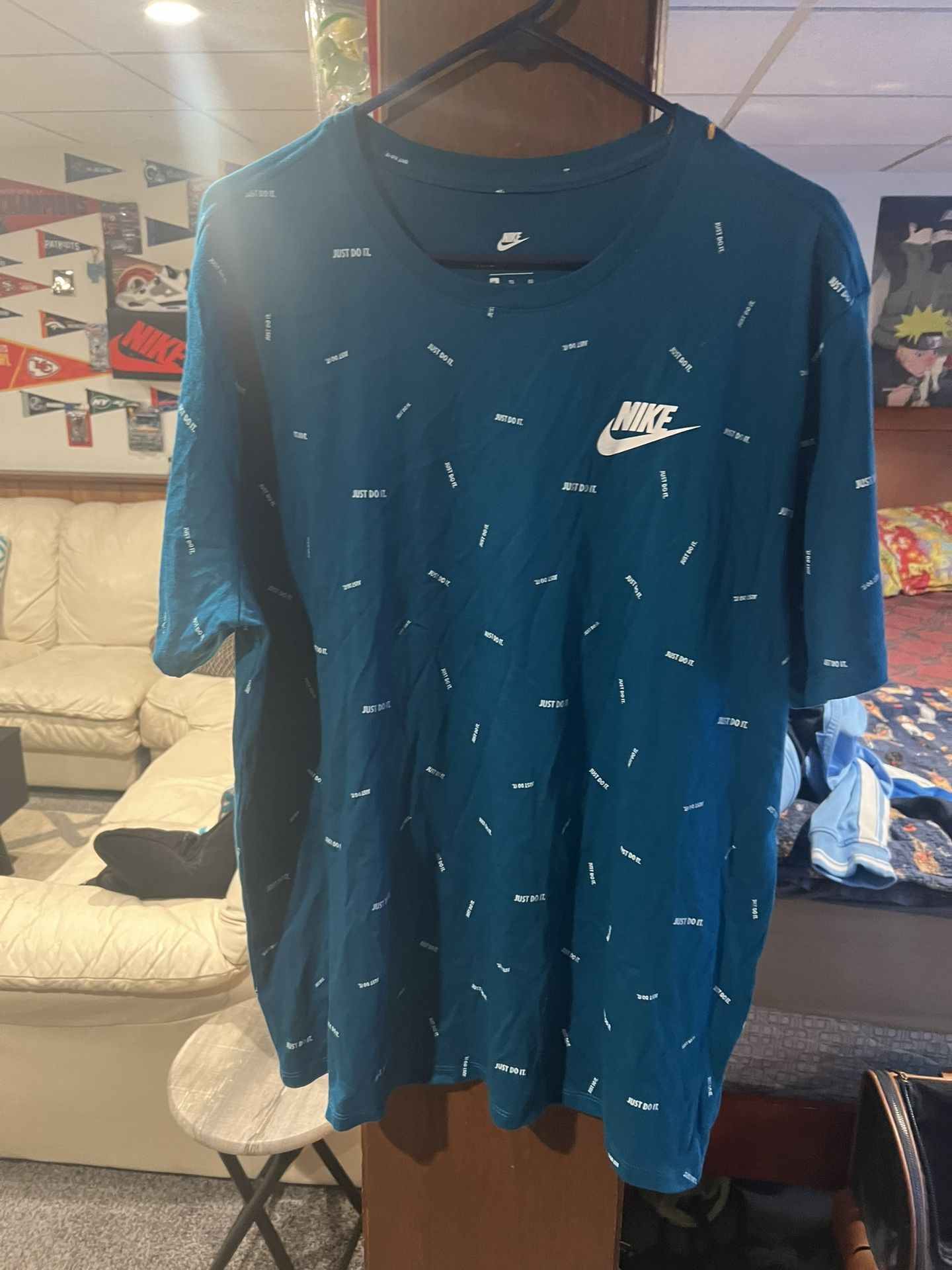 Nike Shirt Size Men’s XL($89+tax New At Nike Store) 