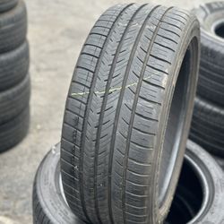 SET OF TIRES 225 45 17 MICHELIN 85% LIFE