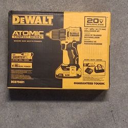 DeWalt Atomic 20V 1/2" (13mm) Drill/ Driver Kit