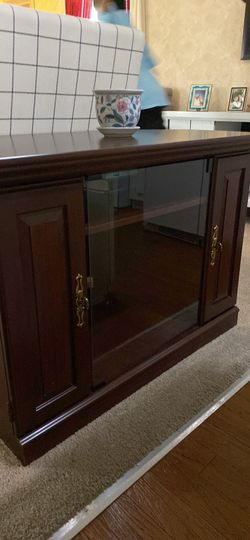 Tv Stand And Book Shelve