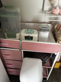Mom cozy + diaper genie