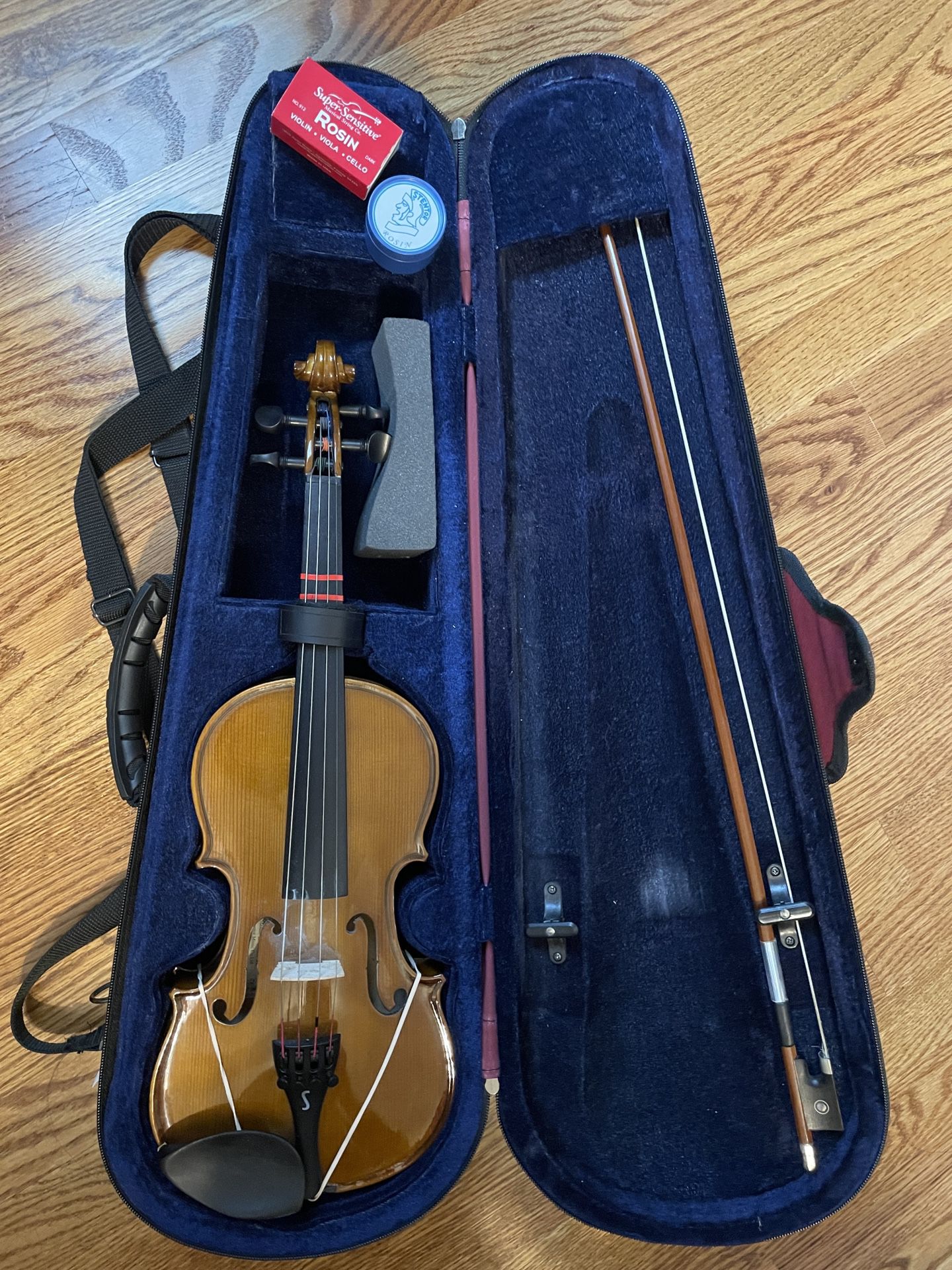 Stentor Student II Violin Outfit Regular 1/2 Size
