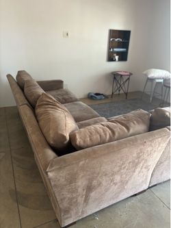 Large Brown Sectional Sleeper Sofa with Pull-Out Bed