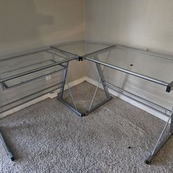 L-shaped Glass Desk