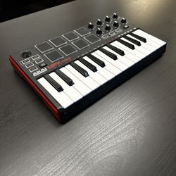 Akai MPK Mini Professional