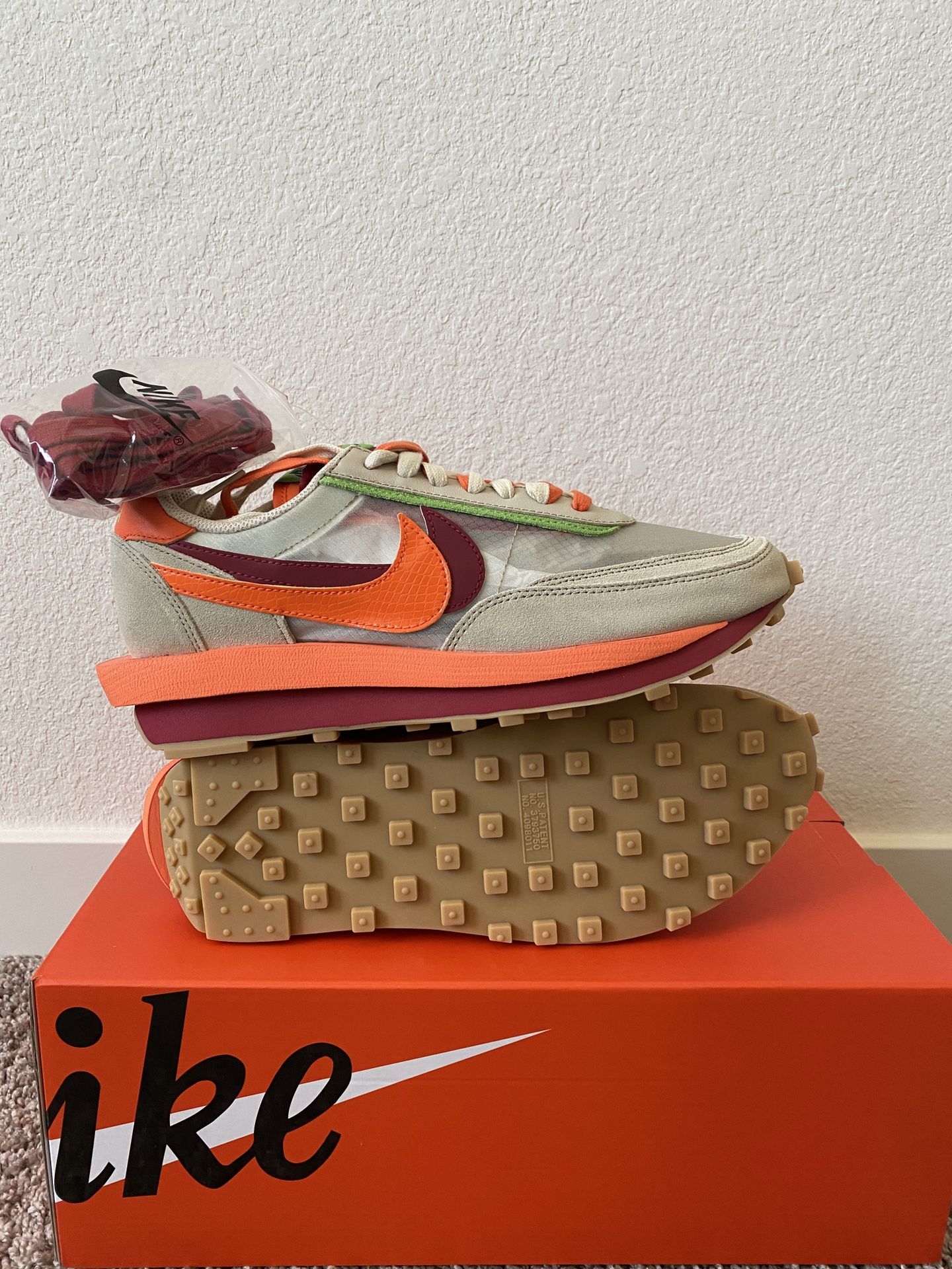 Nike Sacai LDwaffle Orange Blaze Size 10