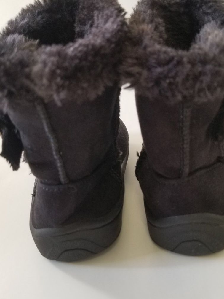 Snow boots Toddler Size 5
