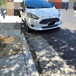2014 Ford Fiesta