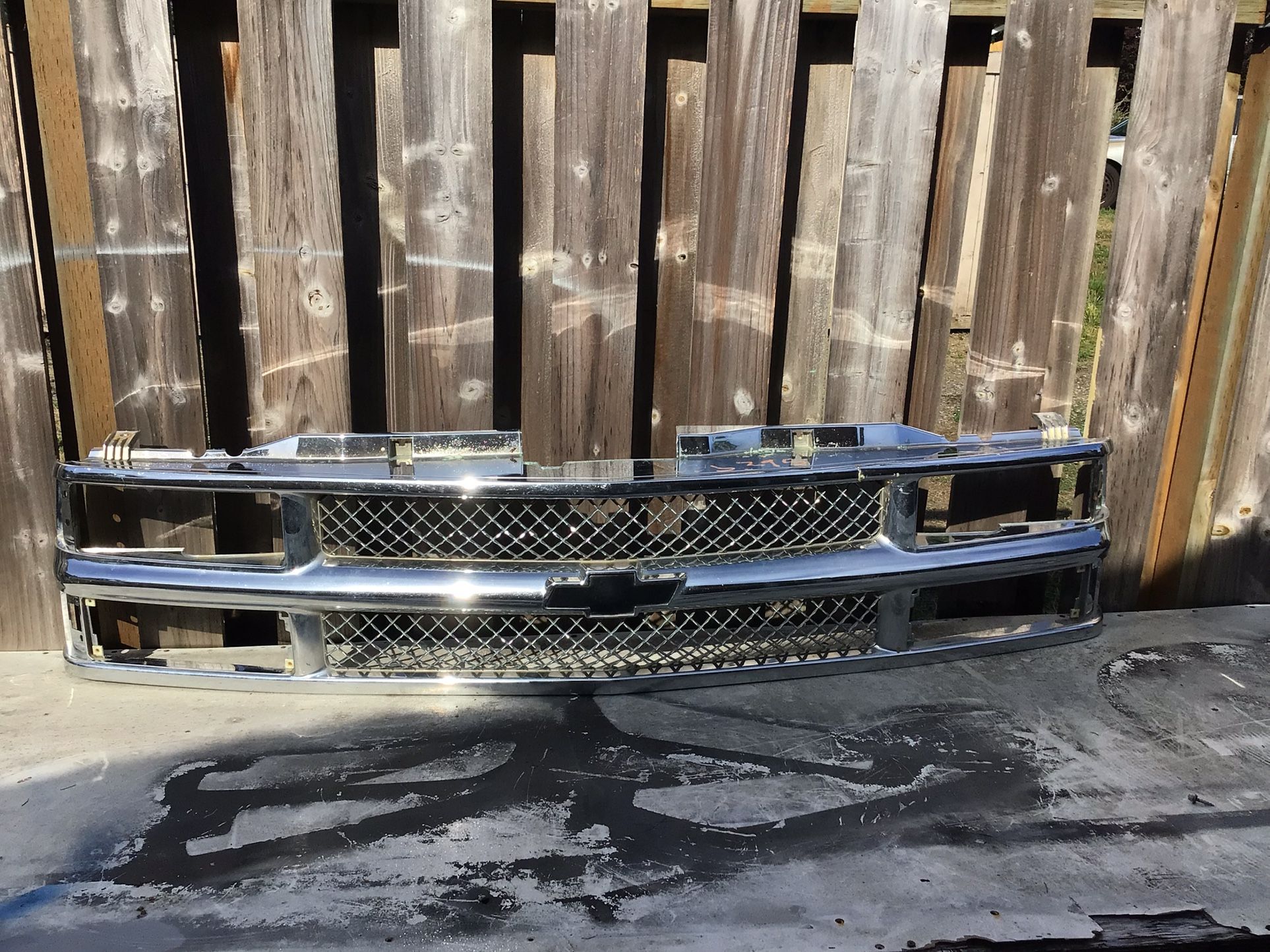 88-98 Year Chevy Silverado Grill