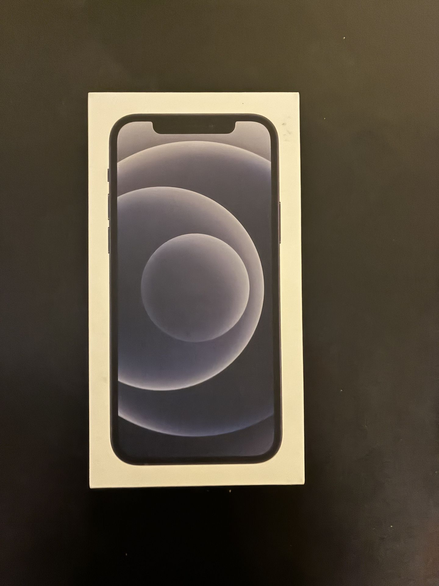 Apple iPhone 12