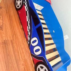 Kidkraft Race Car Bed