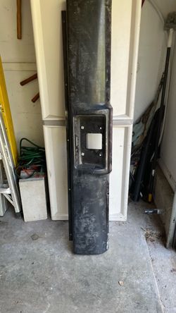 Chevy roll pan
