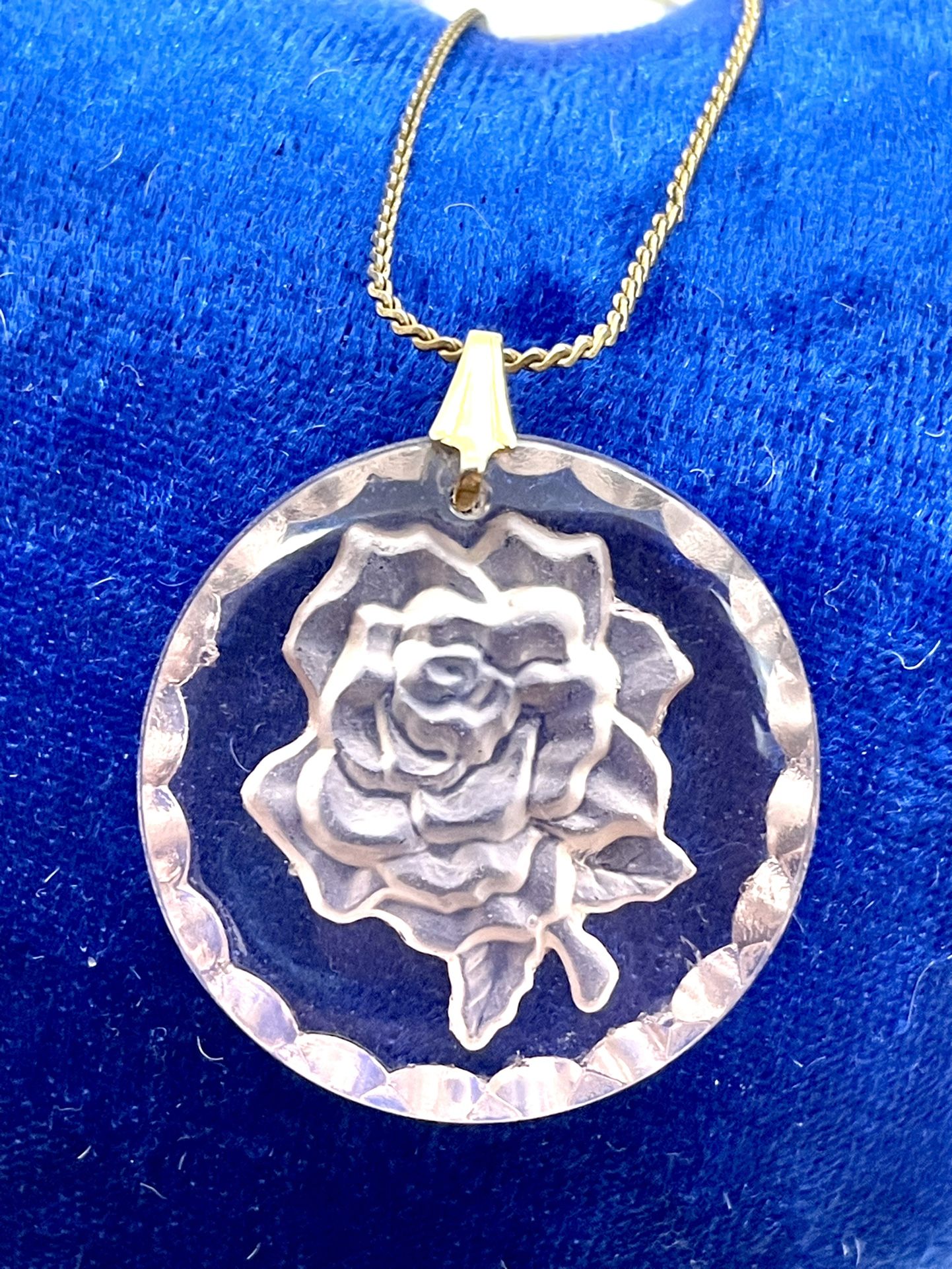Vintage Reverse Carved Sweet Rose Pendant 