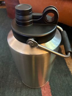 BRAND NEW 1 Gallon Double Insulated Water Jug