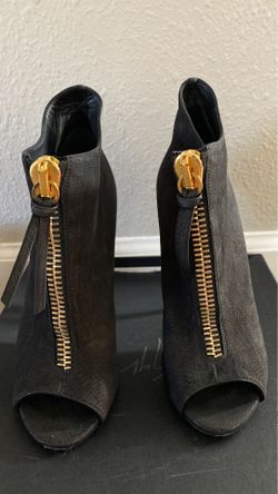 Giuseppe Zanotti booties size 38