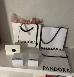 Pandora cajas y bolsas de regalo