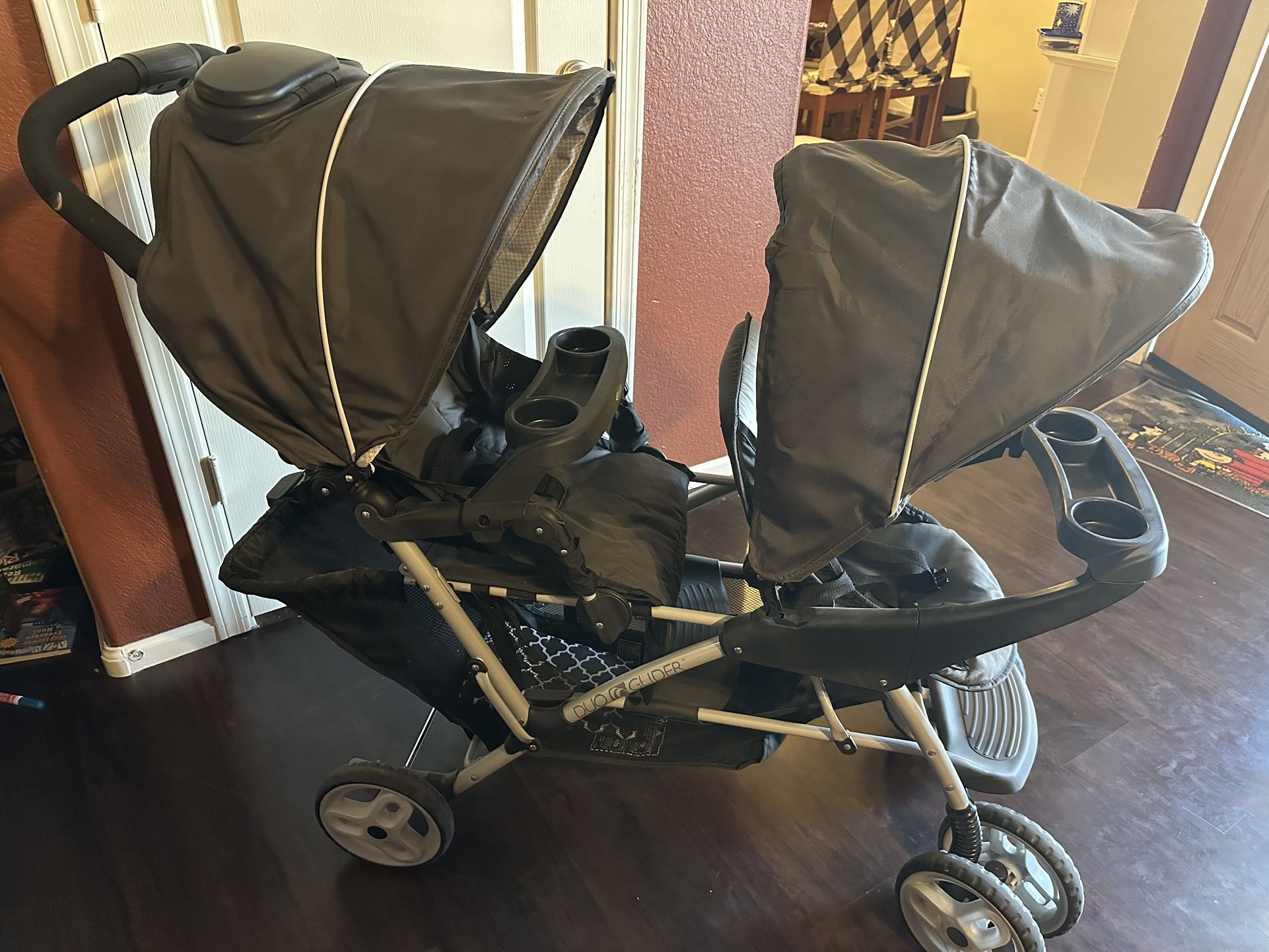 Double Stroller Graco Duoglider Stroller- With Two Free Car Seats