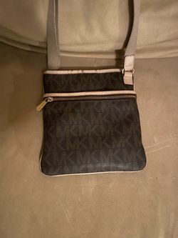 Michael Kors MK Signature Crossbody Bag